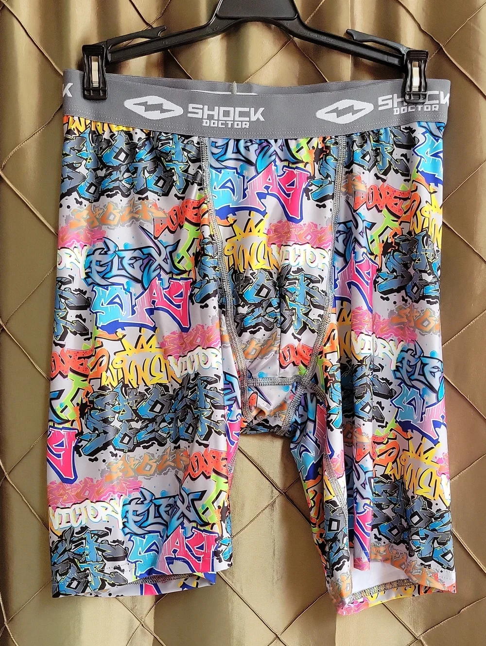 NWT- Shock Doctor RARE ‘Grafitti’ Men Core Compression Shorts
